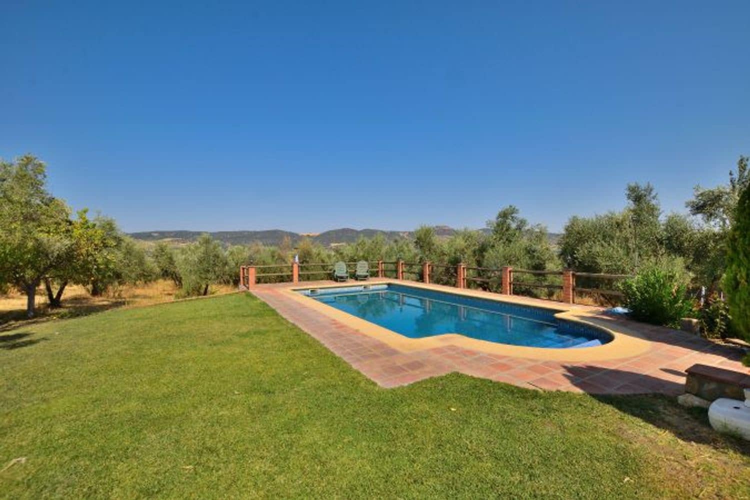 5 bedroom Finca/Country House for sale in Arriate with pool garage - € 430,000 (Ref: 9294138)