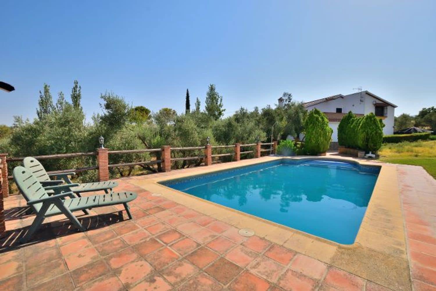 5 bedroom Finca/Country House for sale in Arriate with pool garage - € 430,000 (Ref: 9294138)