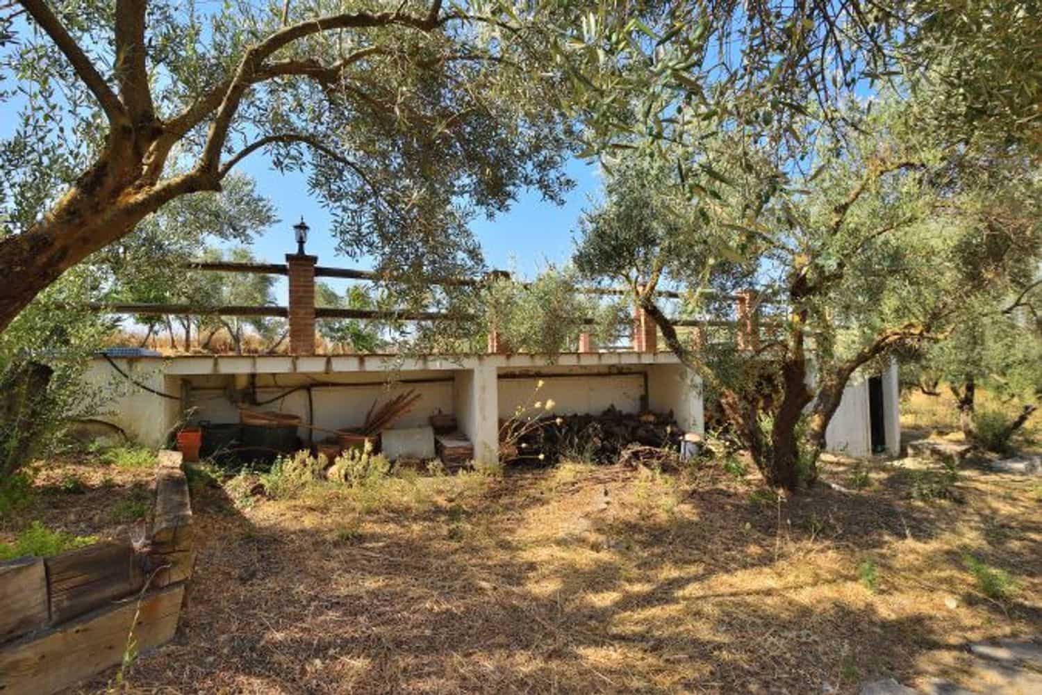 5 bedroom Finca/Country House for sale in Arriate with pool garage - € 430,000 (Ref: 9294138)