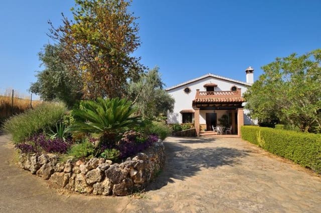 5 soveværelse Finca/Landehus til salg i Arriate med swimmingpool garage - € 430.000 (Ref: 9294138)