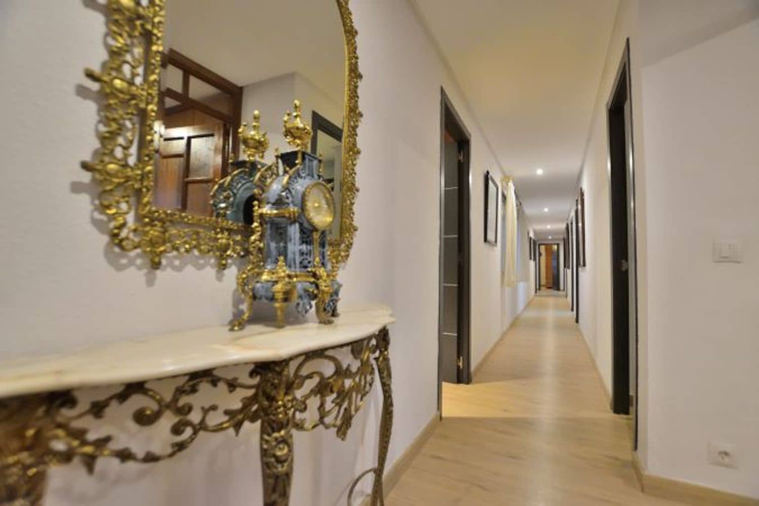 6 soveværelse Lejlighed til salg i Ronda med garage - € 255.000 (Ref: 9294140)