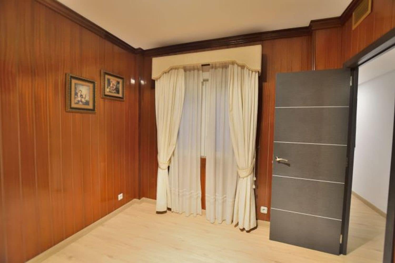 6 soveværelse Lejlighed til salg i Ronda med garage - € 255.000 (Ref: 9294140)