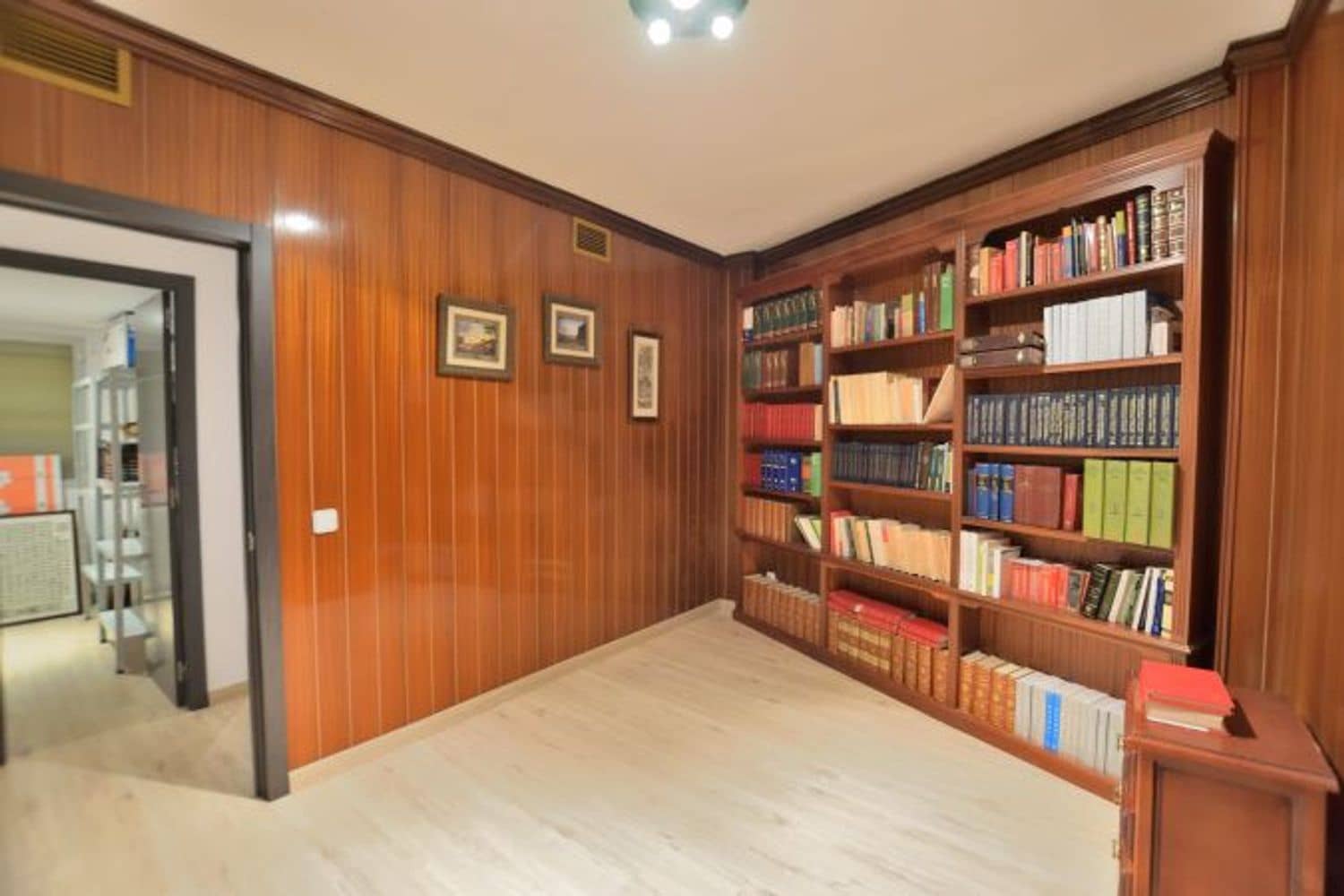 6 soveværelse Lejlighed til salg i Ronda med garage - € 255.000 (Ref: 9294140)