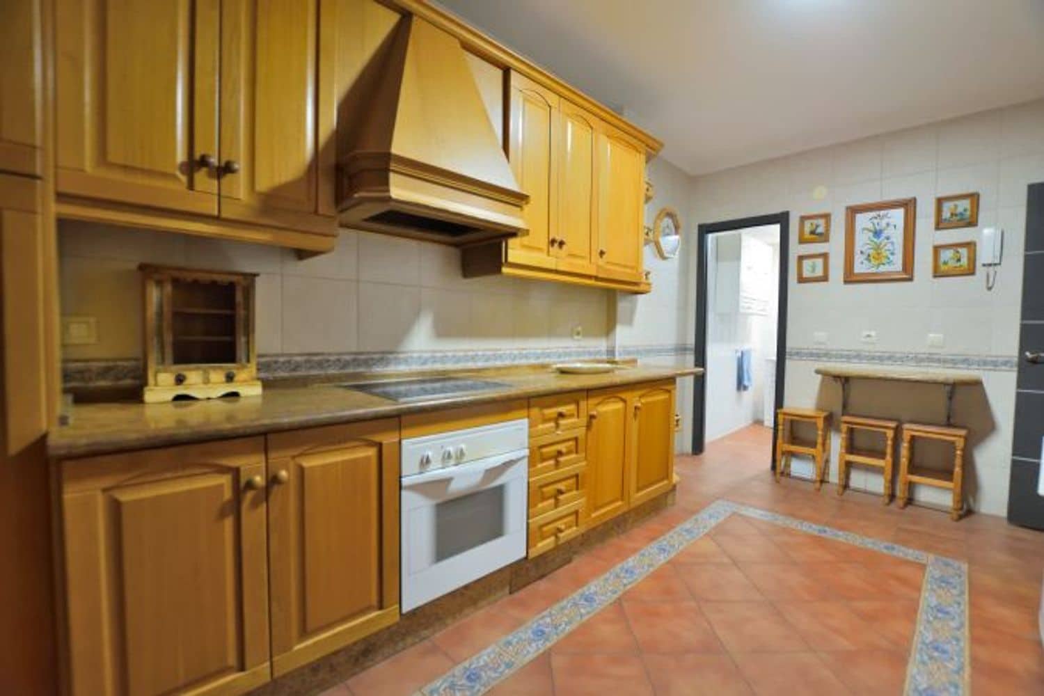 6 soveværelse Lejlighed til salg i Ronda med garage - € 255.000 (Ref: 9294140)