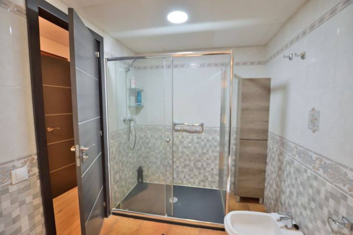 6 soveværelse Lejlighed til salg i Ronda med garage - € 255.000 (Ref: 9294140)