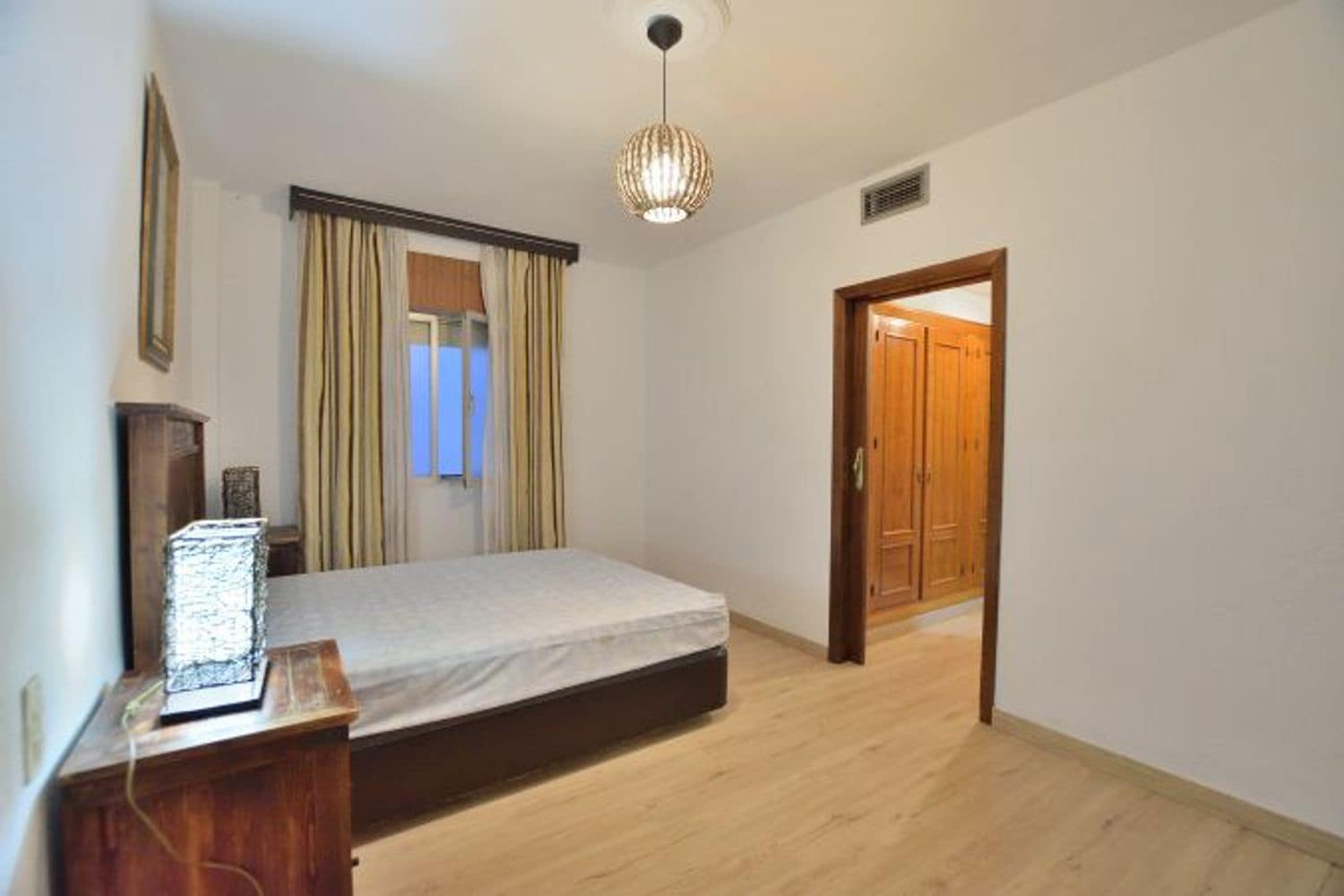 6 soveværelse Lejlighed til salg i Ronda med garage - € 255.000 (Ref: 9294140)