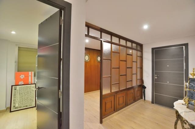 6 soveværelse Lejlighed til salg i Ronda med garage - € 255.000 (Ref: 9294140)