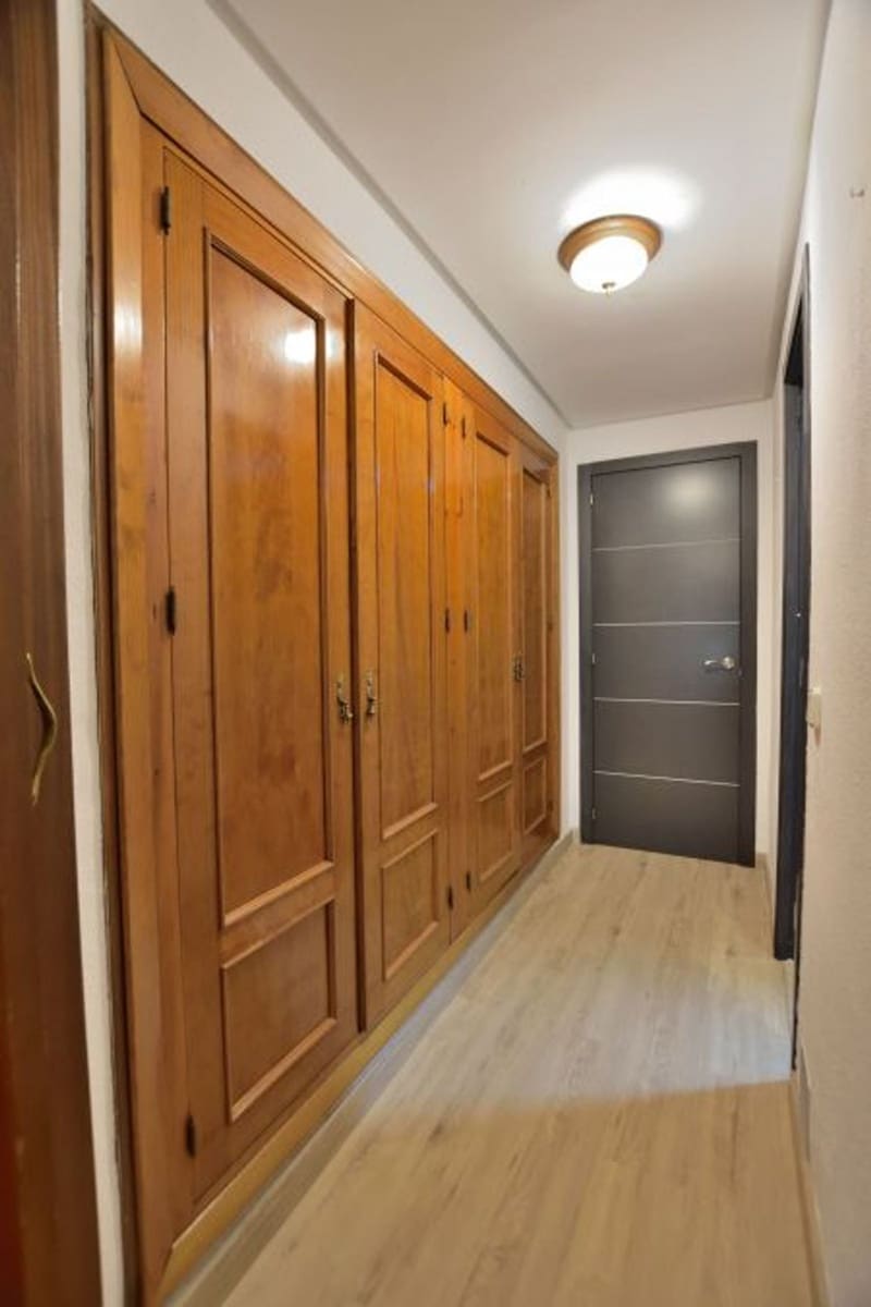 6 soveværelse Lejlighed til salg i Ronda med garage - € 255.000 (Ref: 9294140)