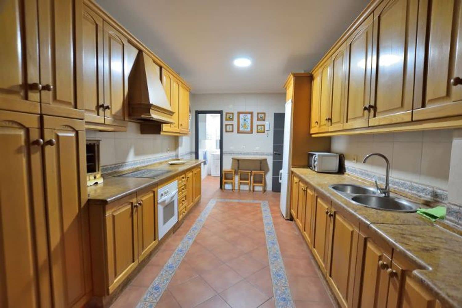 6 soveværelse Lejlighed til salg i Ronda med garage - € 255.000 (Ref: 9294140)