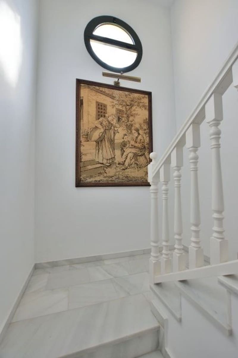 4 soveværelse Villa til salg i Ronda med garage - € 375.000 (Ref: 9302924)