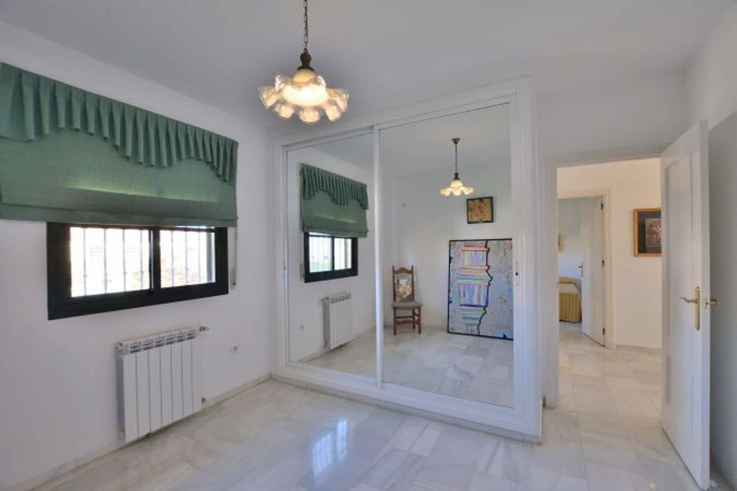 4 soveværelse Villa til salg i Ronda med garage - € 375.000 (Ref: 9302924)