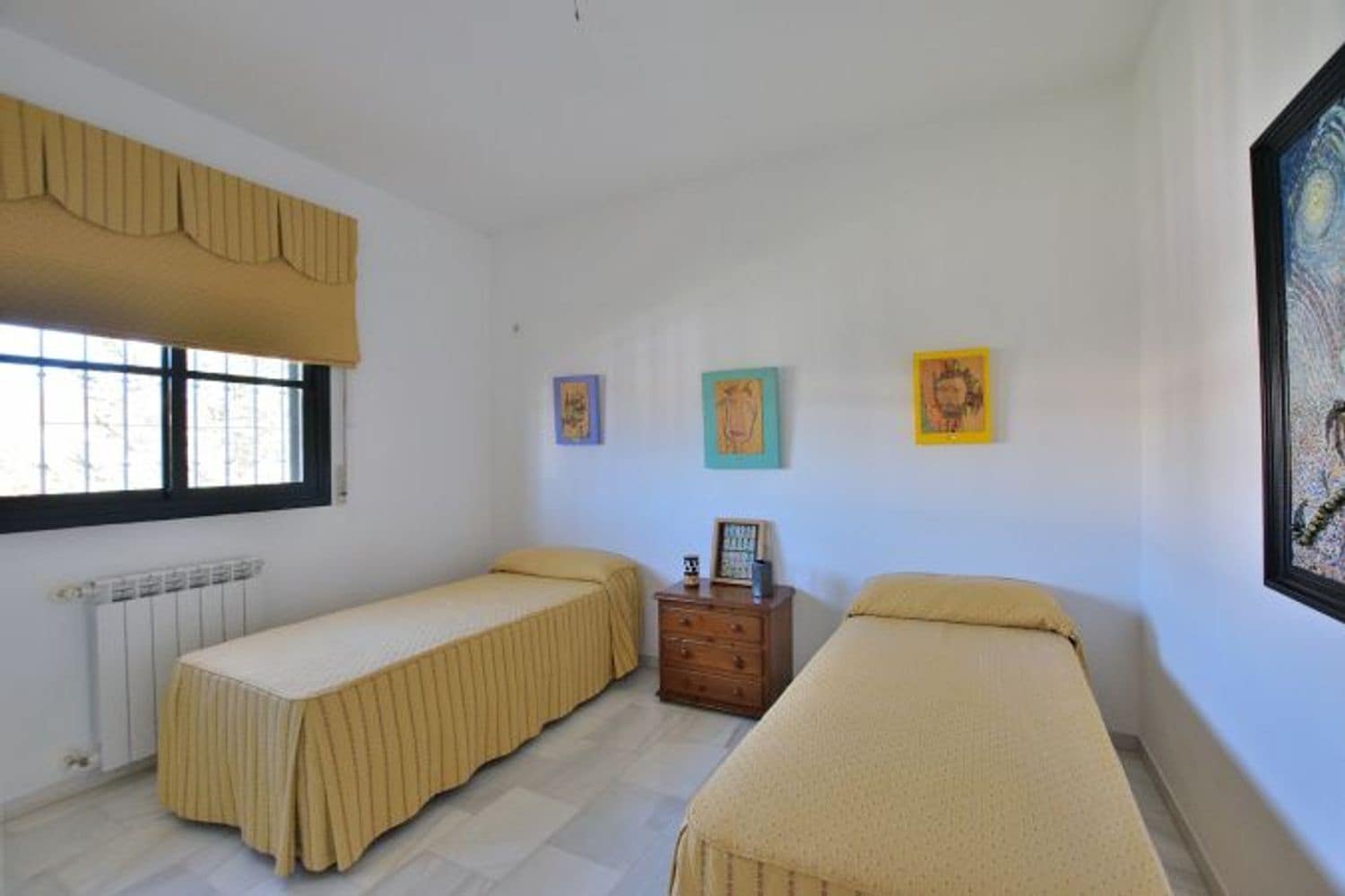 4 soveværelse Villa til salg i Ronda med garage - € 375.000 (Ref: 9302924)