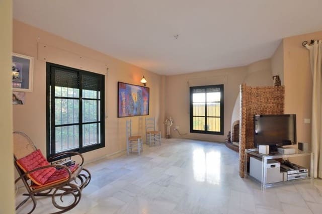 4 soveværelse Villa til salg i Ronda med garage - € 375.000 (Ref: 9302924)