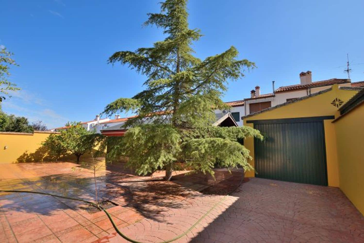 4 soveværelse Villa til salg i Ronda med garage - € 375.000 (Ref: 9302924)