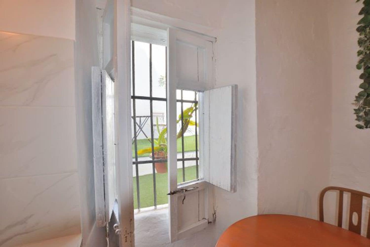 7 bedroom Townhouse for sale in Algodonales with garage - € 199,500 (Ref: 9317057)