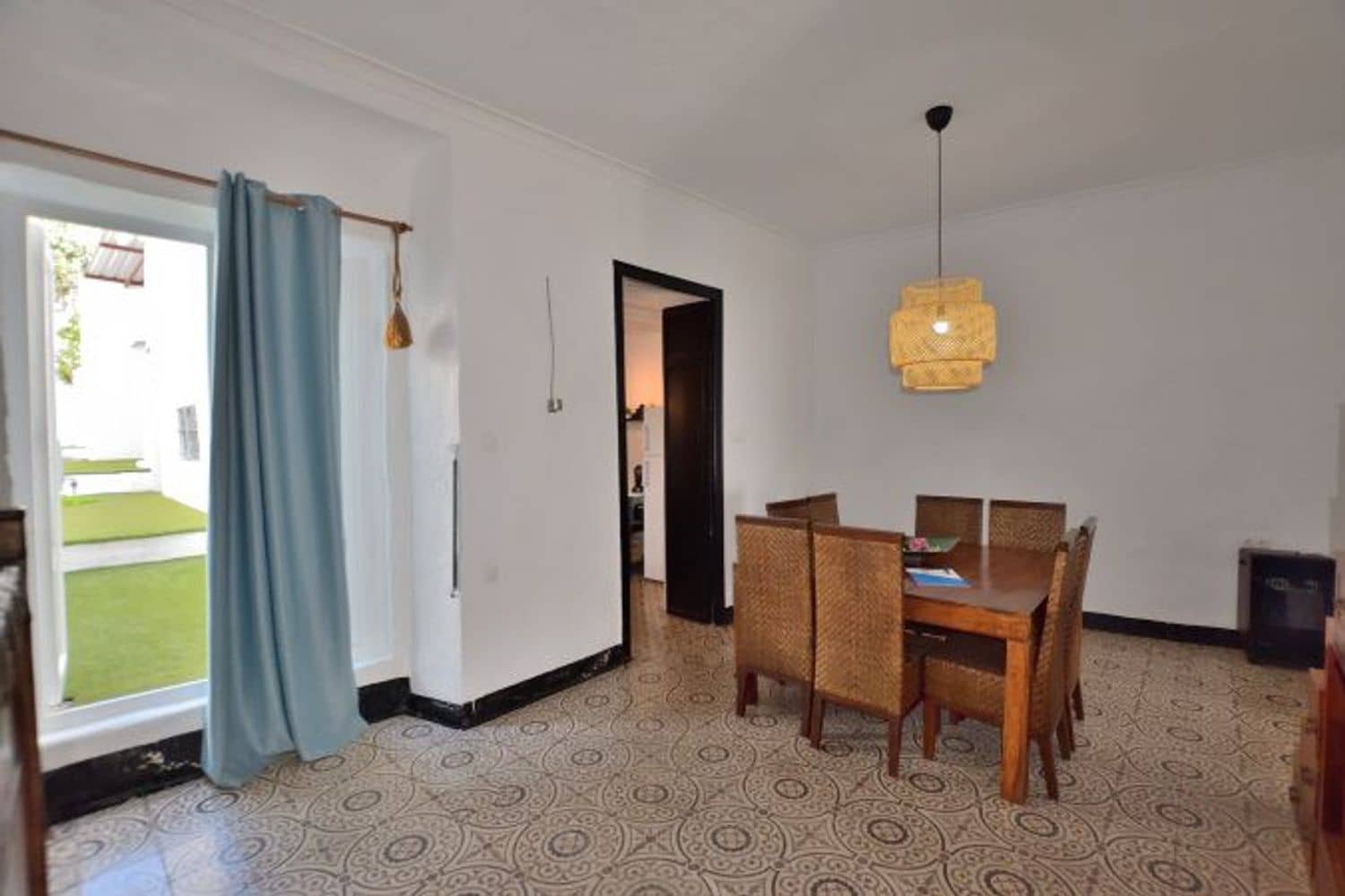 7 bedroom Townhouse for sale in Algodonales with garage - € 199,500 (Ref: 9317057)