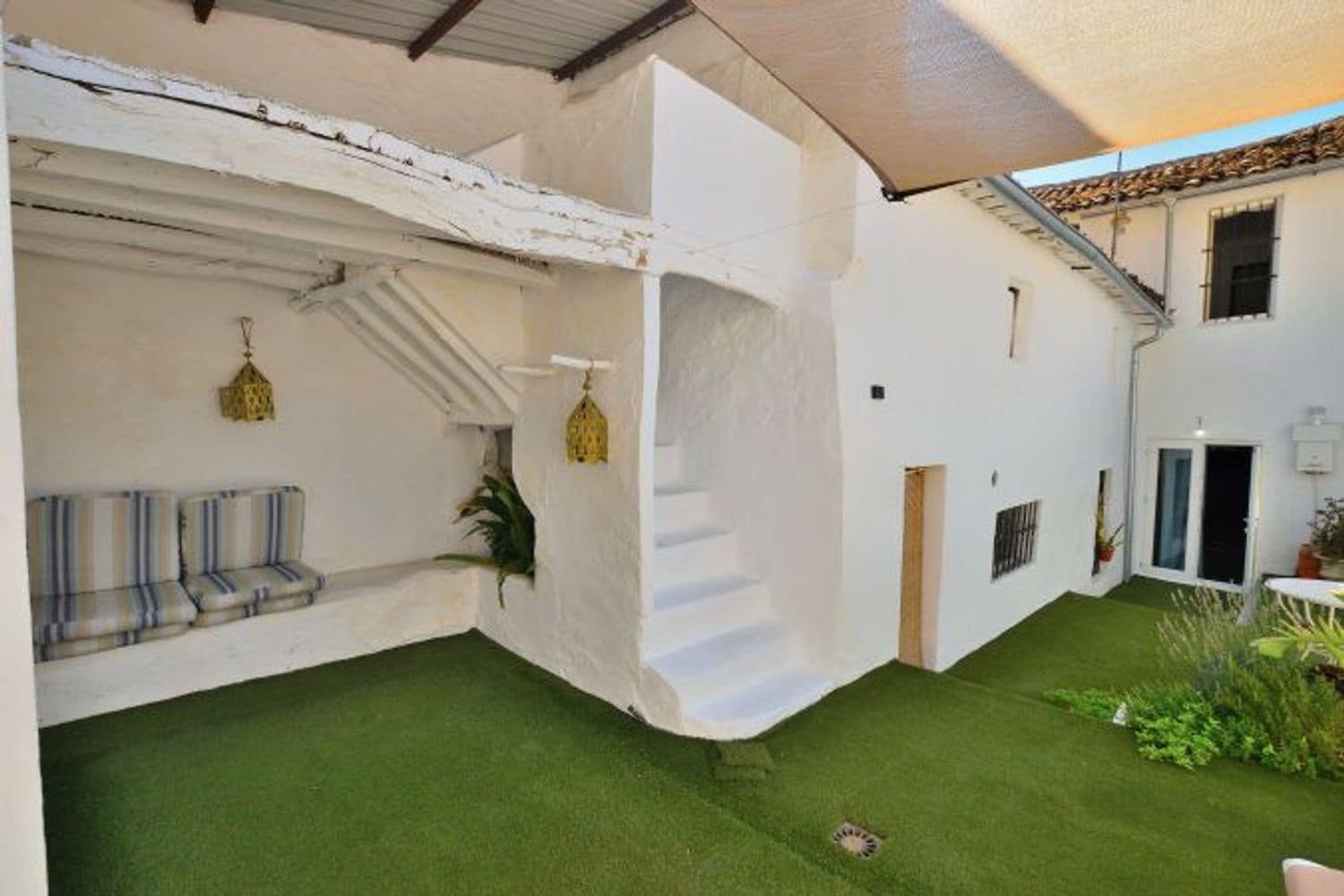 7 bedroom Townhouse for sale in Algodonales with garage - € 199,500 (Ref: 9317057)