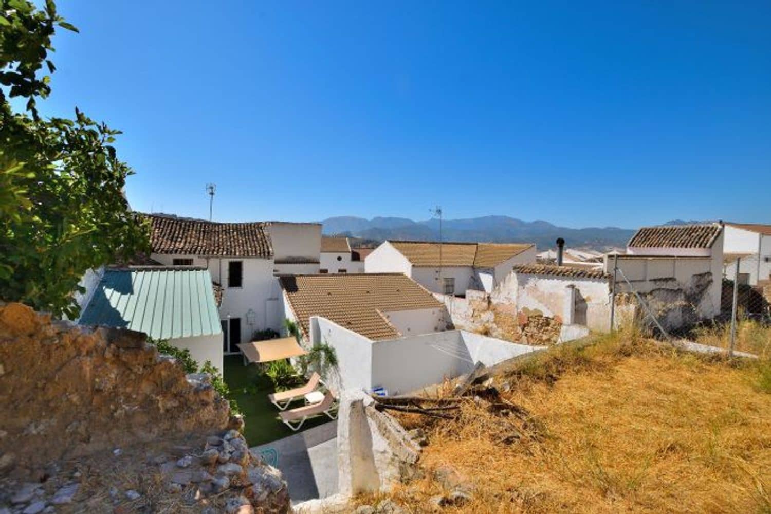 7 bedroom Townhouse for sale in Algodonales with garage - € 199,500 (Ref: 9317057)