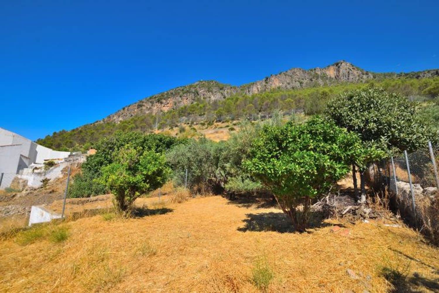 7 bedroom Townhouse for sale in Algodonales with garage - € 199,500 (Ref: 9317057)