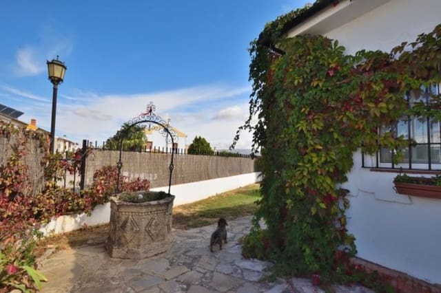 4 soverom Villa til salgs i Ronda med svømmebasseng garasje - € 695 000 (Ref: 9322458)