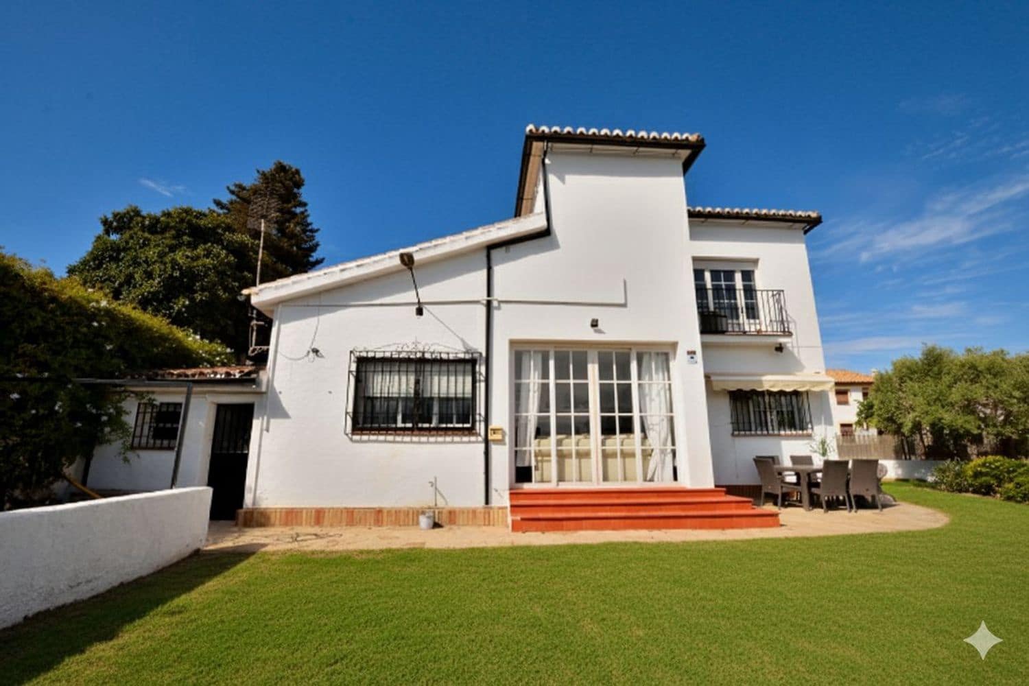 4 soverom Villa til salgs i Ronda med svømmebasseng garasje - € 695 000 (Ref: 9322458)