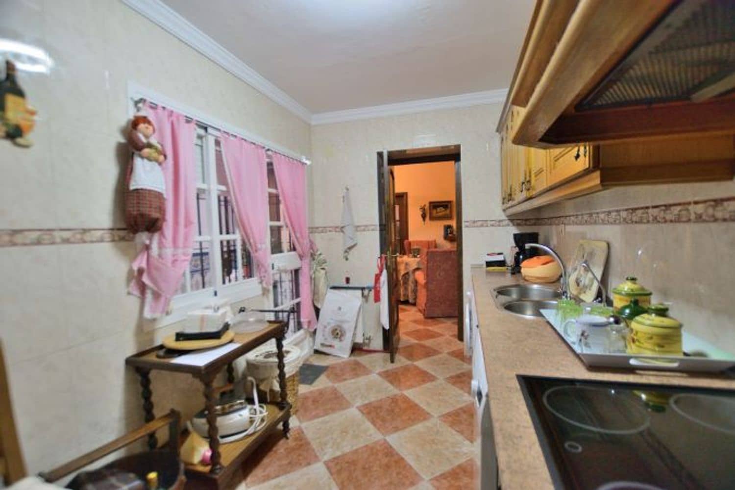 4 soveværelse Lejlighed til salg i Ronda med garage - € 200.000 (Ref: 9371389)