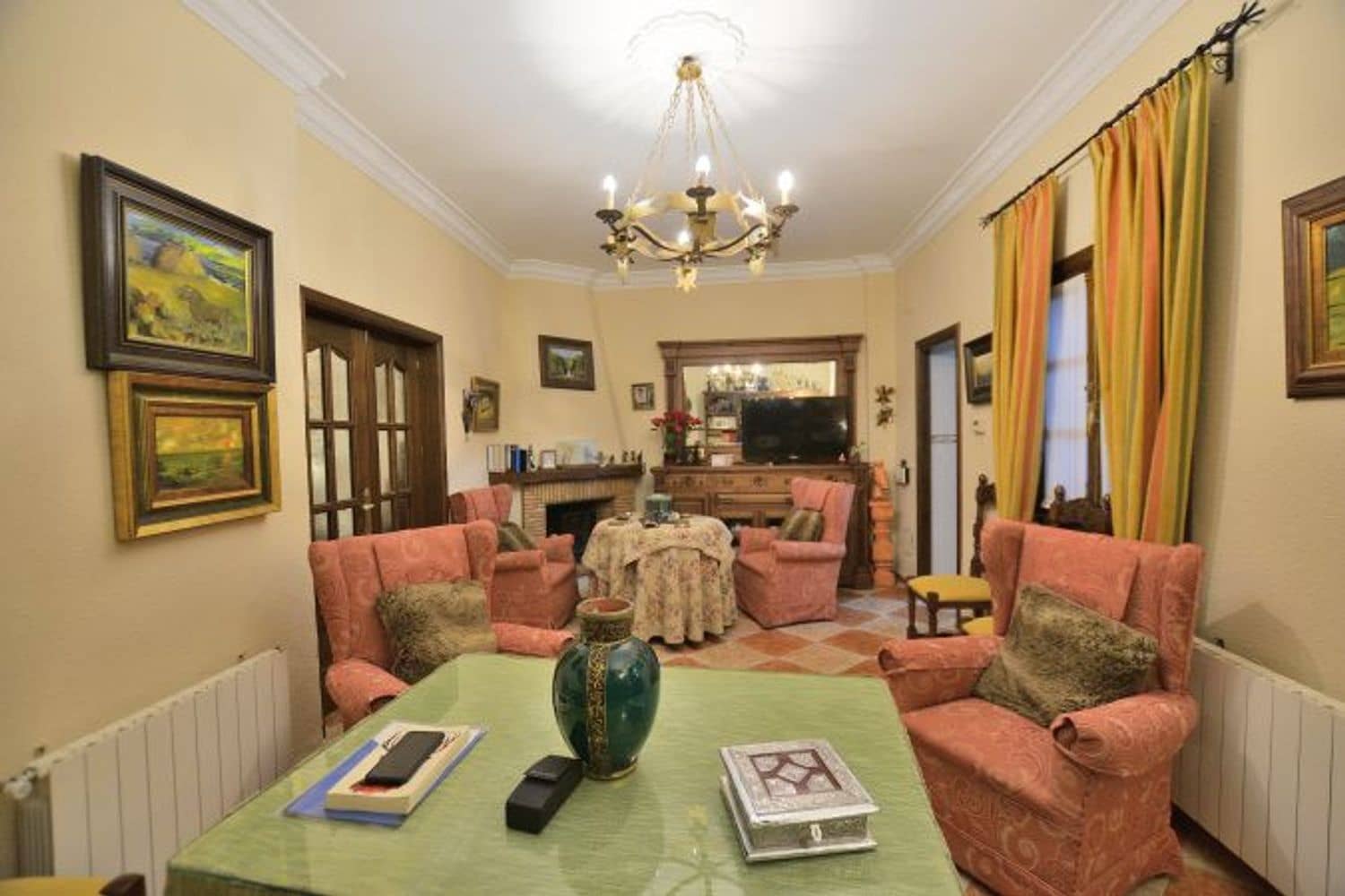 4 soveværelse Lejlighed til salg i Ronda med garage - € 200.000 (Ref: 9371389)