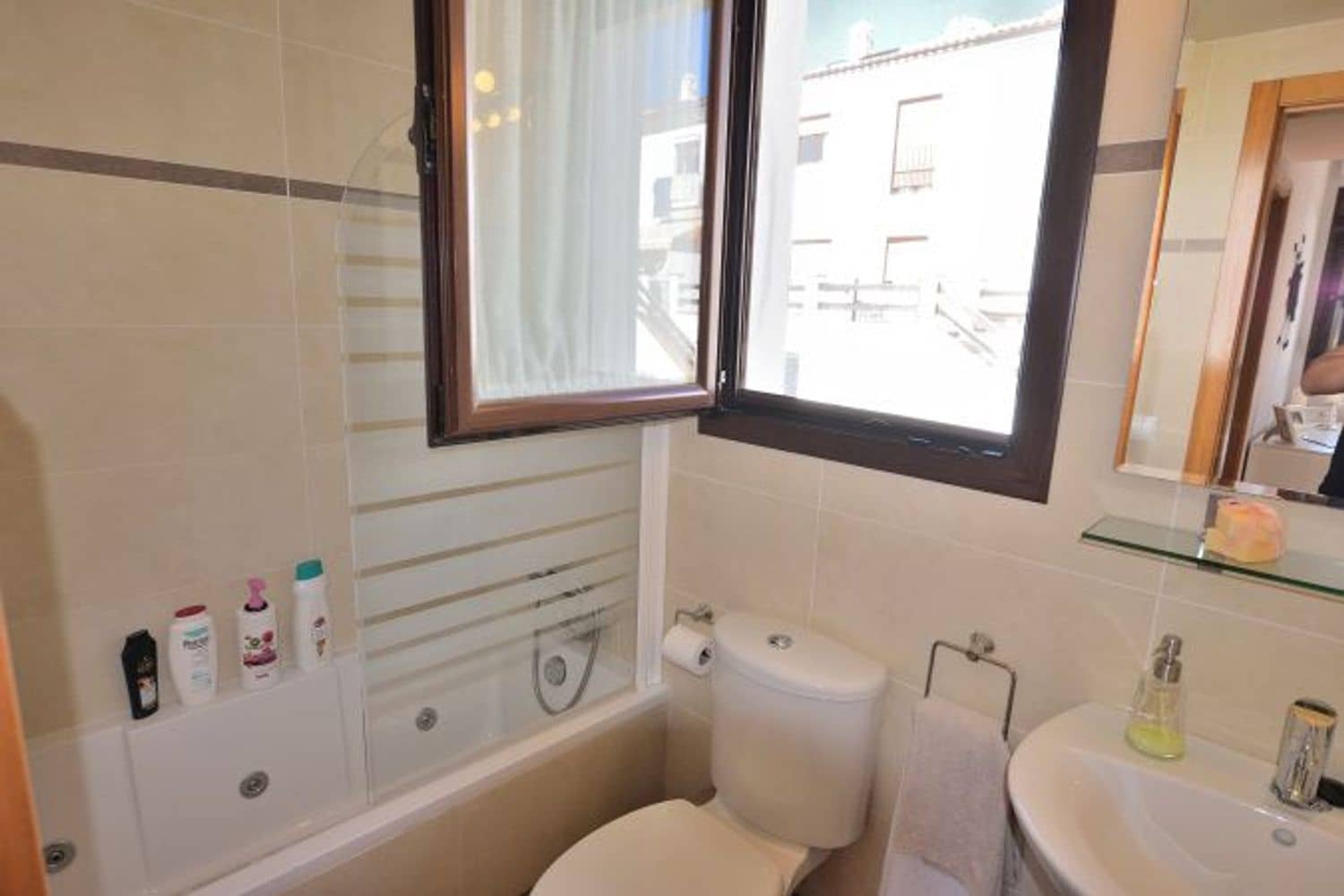 3 makuuhuone Omakotitalo myytävänä paikassa Montejaque mukana uima-altaan 
autotalli - 179 500 € (Ref: 9371390)