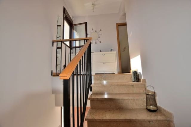 3 makuuhuone Omakotitalo myytävänä paikassa Montejaque mukana uima-altaan 
autotalli - 179 500 € (Ref: 9371390)