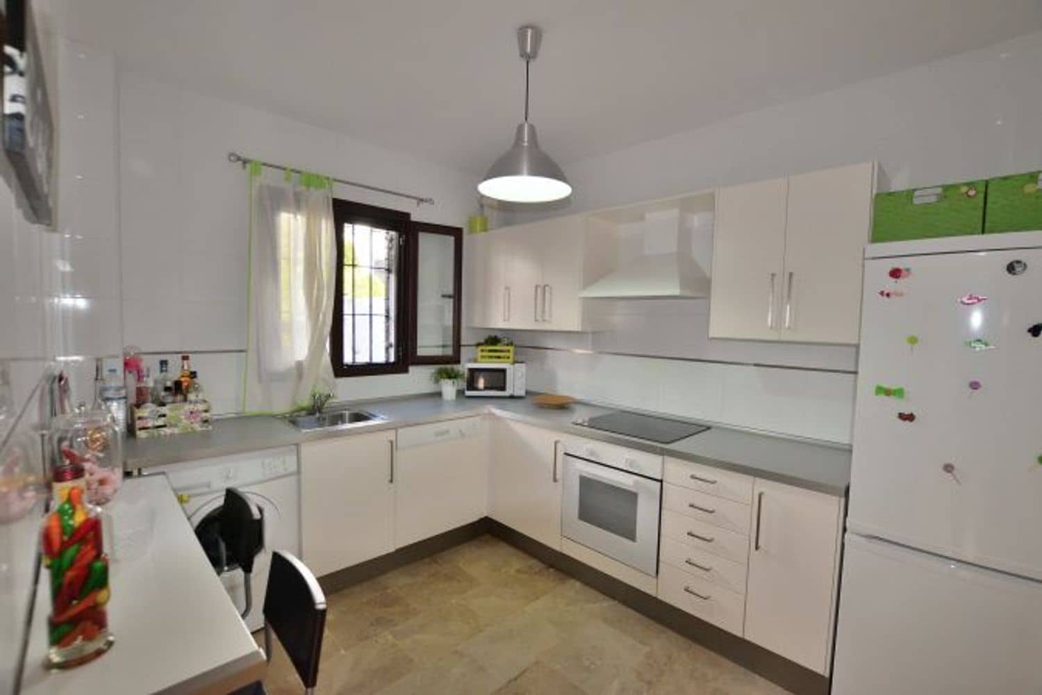 3 makuuhuone Omakotitalo myytävänä paikassa Montejaque mukana uima-altaan 
autotalli - 179 500 € (Ref: 9371390)