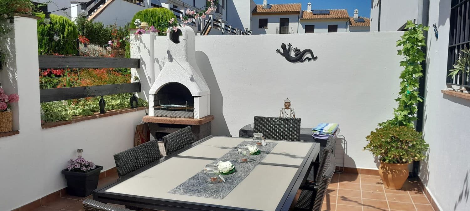 3 makuuhuone Omakotitalo myytävänä paikassa Montejaque mukana uima-altaan 
autotalli - 179 500 € (Ref: 9371390)