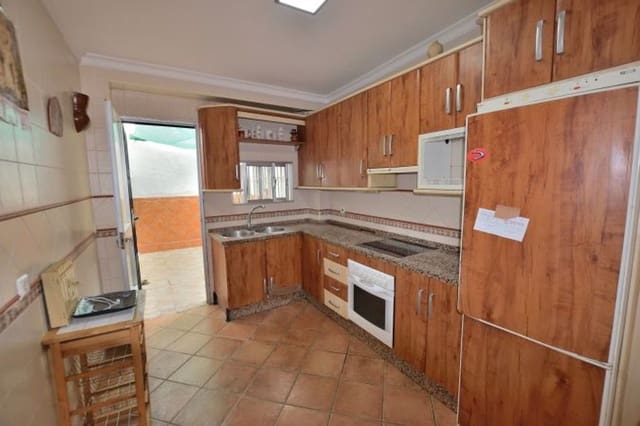 3 camera da letto Casa in vendita in Olvera con garage - 79.500 € (Rif: 9397985)