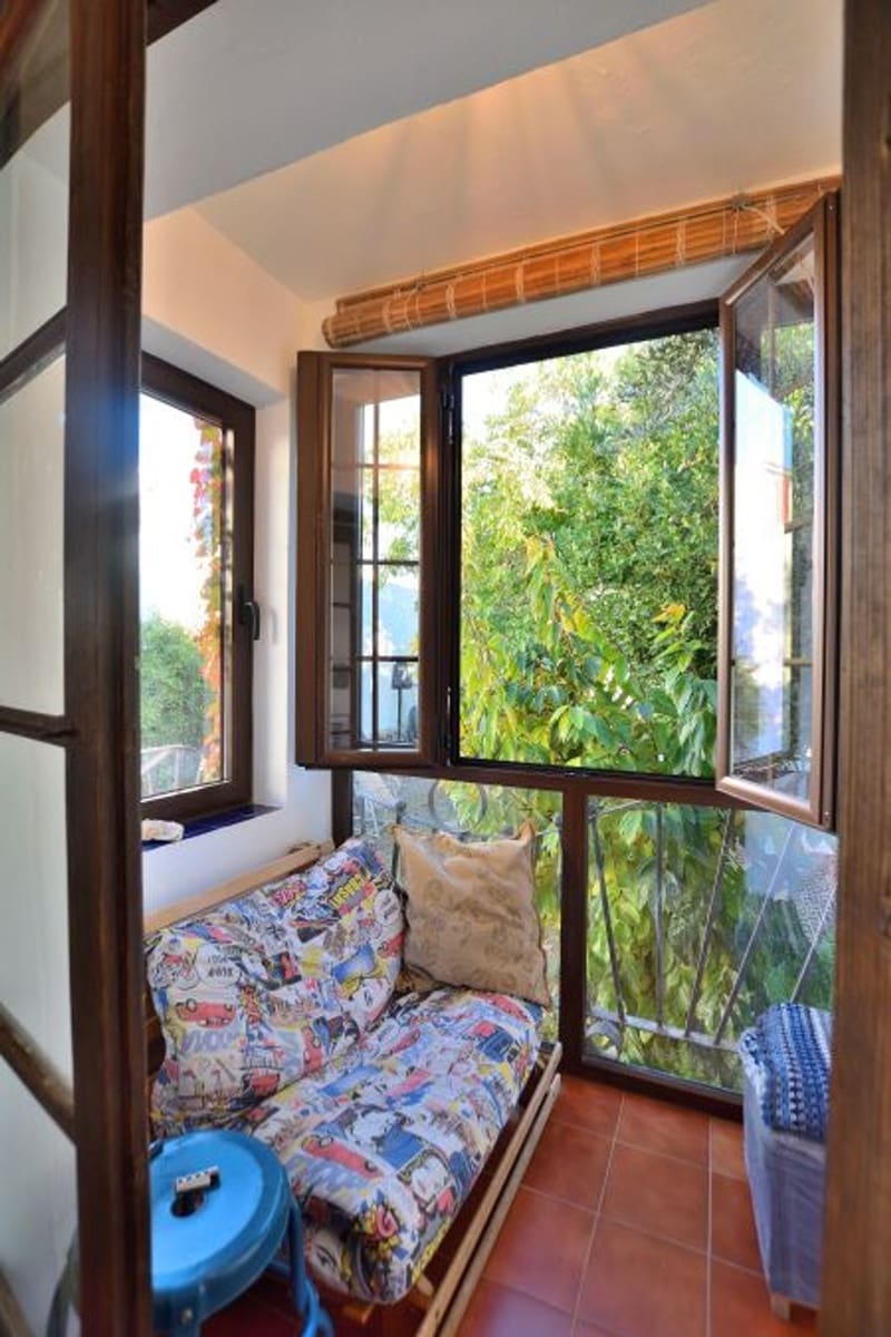 4 bedroom Townhouse for sale in Ronda with garage - € 400,000 (Ref: 9418902)