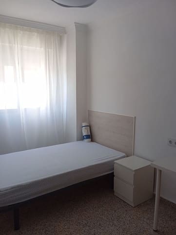 Mieszkanie do wynajęcia w Ronda - 315 € (Ref: 9426691)