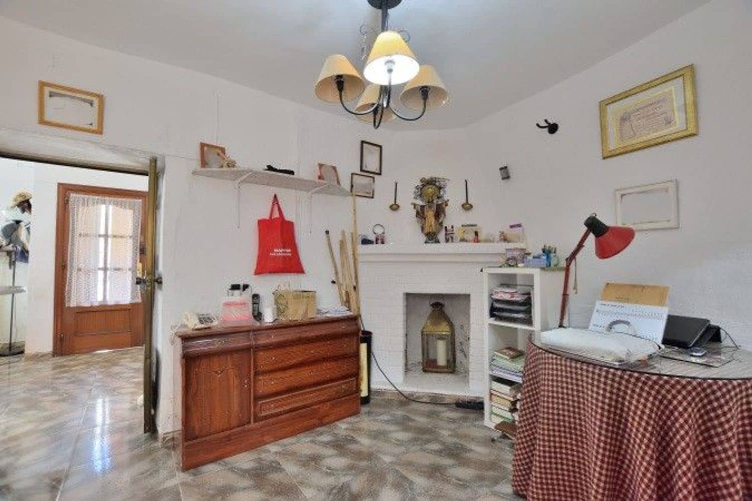 4 bedroom Townhouse for sale in Ronda with garage - € 145,000 (Ref: 9436654)