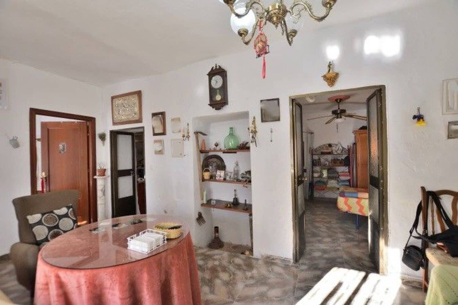 4 bedroom Townhouse for sale in Ronda with garage - € 145,000 (Ref: 9436654)