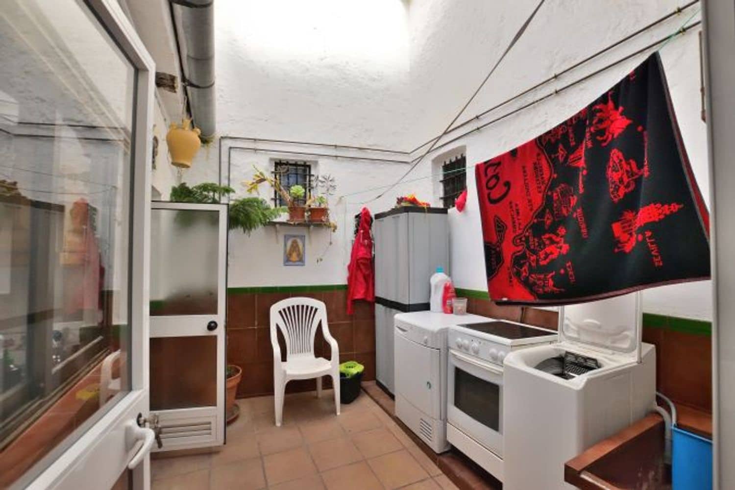 4 bedroom Townhouse for sale in Ronda with garage - € 145,000 (Ref: 9436654)