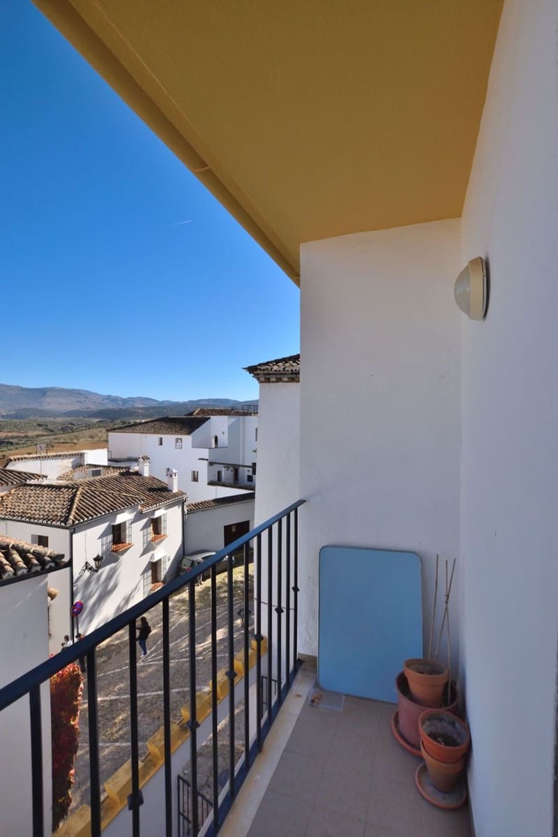 2 bedroom Apartment for sale in Ronda with garage - € 225,000 (Ref: 9436655)