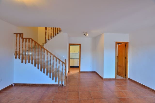 Casa de 3 habitaciones en Ronda en venta con garaje - 255.000 € (Ref: 9455712)