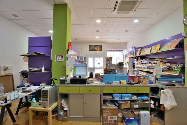 Commercieel te koop in Ronda - € 99.500 (Ref: 9470291)