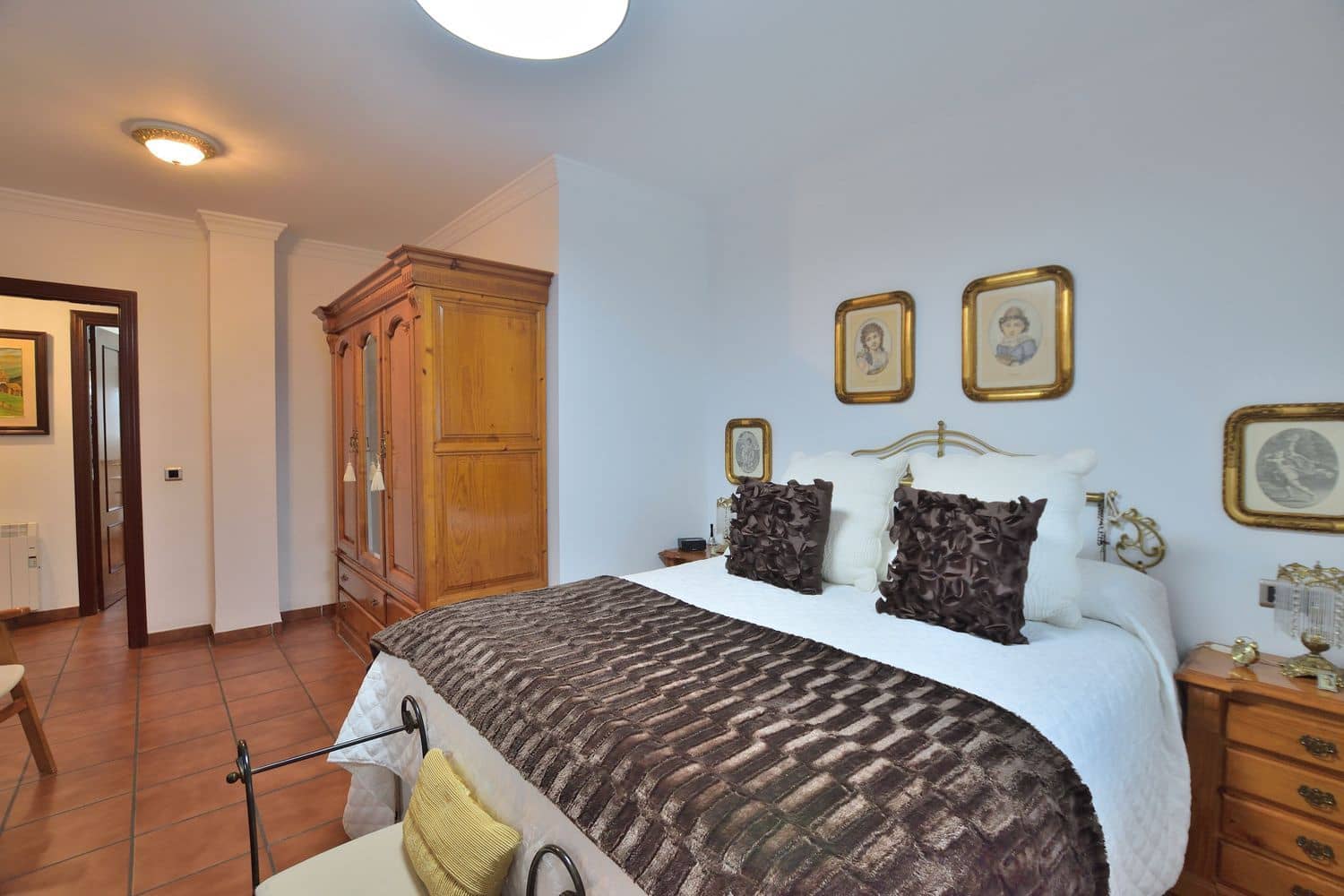 Casa de 3 habitaciones en Ronda en venta con garaje - 250.000 € (Ref: 9473763)