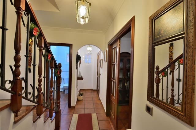 Casa de 3 habitaciones en Ronda en venta con garaje - 250.000 € (Ref: 9473763)