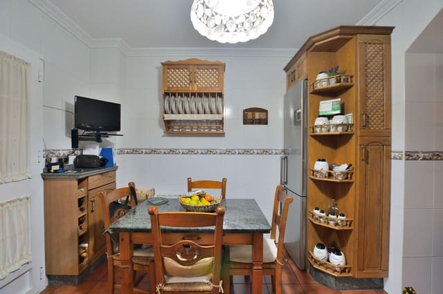 Casa de 3 habitaciones en Ronda en venta con garaje - 250.000 € (Ref: 9473763)