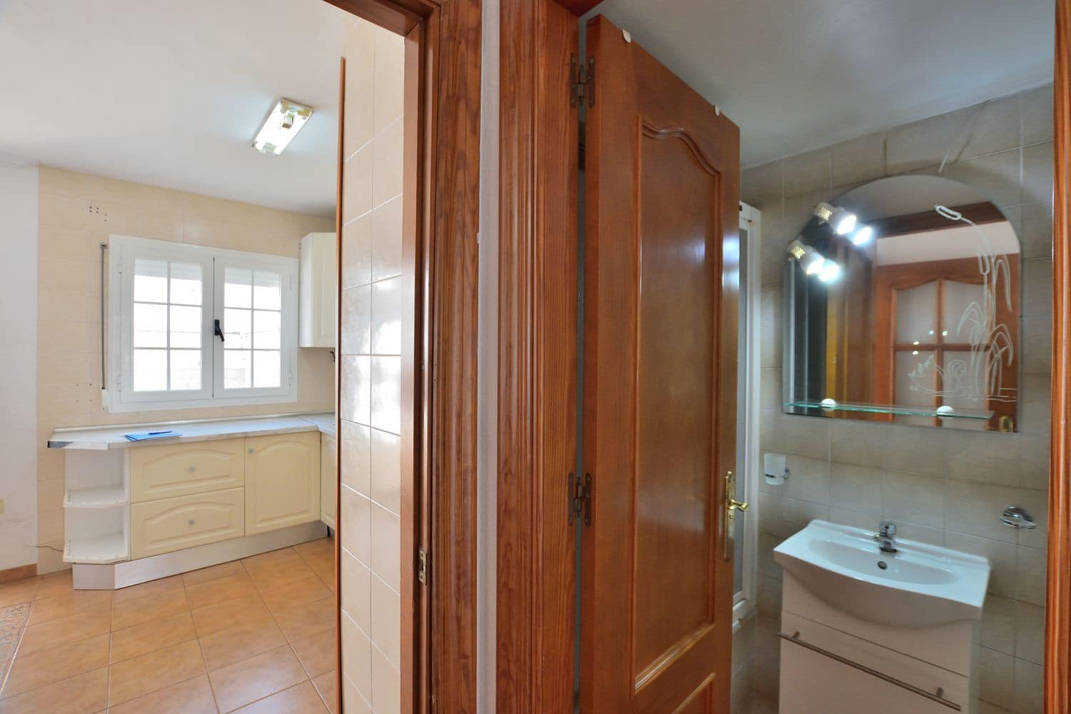 Casa de 3 habitaciones en Ronda en venta con garaje - 245.000 € (Ref: 9501832)