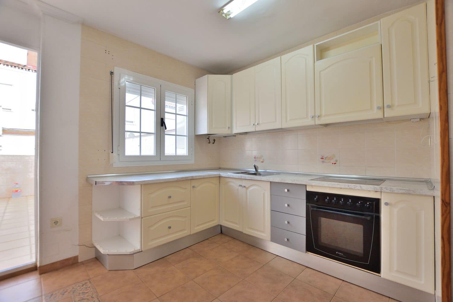 Casa de 3 habitaciones en Ronda en venta con garaje - 245.000 € (Ref: 9501832)