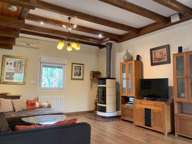 4 makuuhuone Maalaistalo vuokrattavana paikassa Setenil de las Bodegas mukana uima-altaan 
autotalli - 2 000 € (Ref: 9508514)