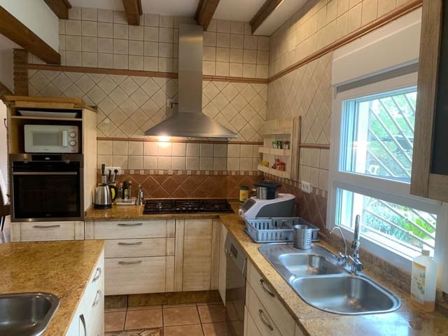 4 makuuhuone Maalaistalo vuokrattavana paikassa Setenil de las Bodegas mukana uima-altaan 
autotalli - 2 000 € (Ref: 9508514)