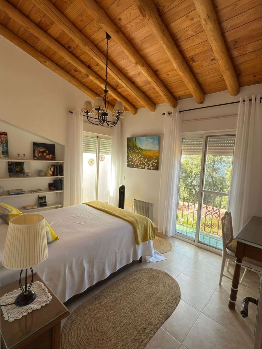 3 bedroom Finca/Country House for rent in Genalguacil with garage - € 2,000 (Ref: 9518077)