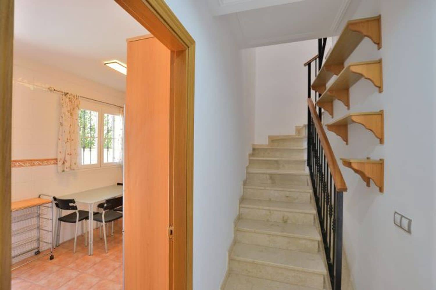 3 bedroom Townhouse for sale in Ronda with garage - € 235,000 (Ref: 9523920)