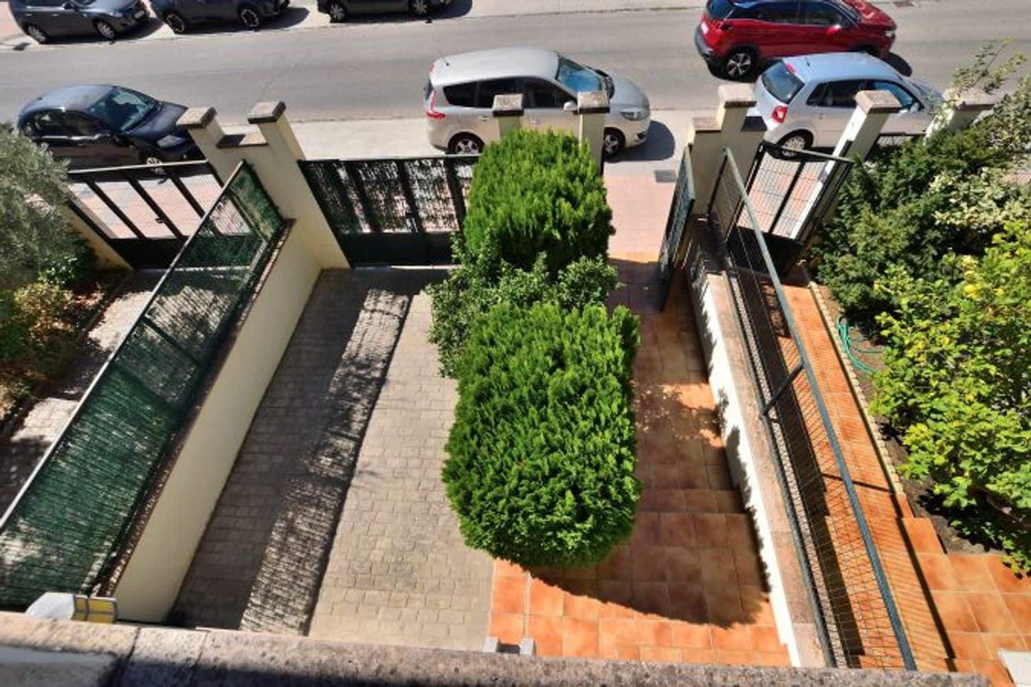 3 bedroom Townhouse for sale in Ronda with garage - € 235,000 (Ref: 9523920)